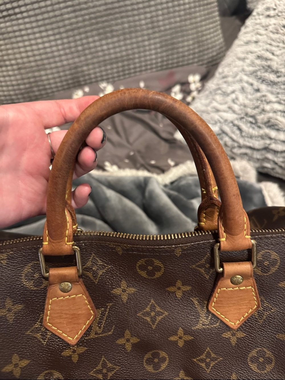 Vintage 2000 Louis Vuitton Monogram Speedy 30 - Picture 2 of 10